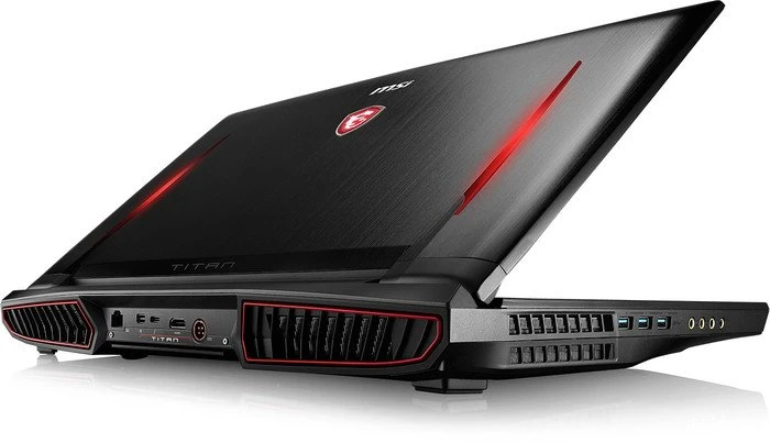 MSI GT73EVR 7RF-1200 Titan Pro, Core i7-7700HQ, 16GB RAM, 2TB HDD, GeForce GTX 1080, DE
