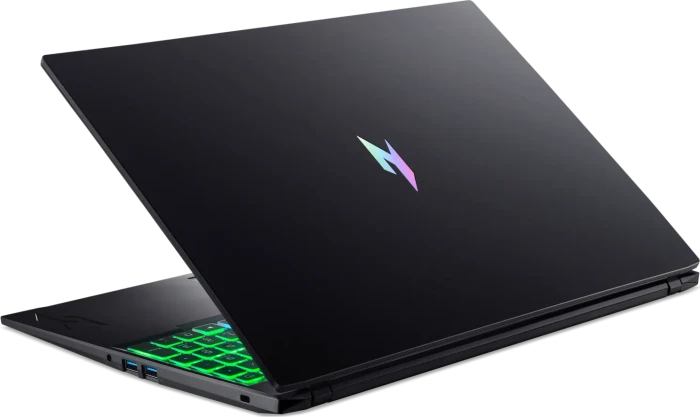 Acer Nitro V 16 AI ANV16-A71-R28U, Ryzen AI 7 450, 16GB RAM, 512GB SSD, GeForce RTX 5060, DE
