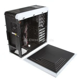 Cooler Master CM 690 II Advanced Black & White Edition, schallgedämmt