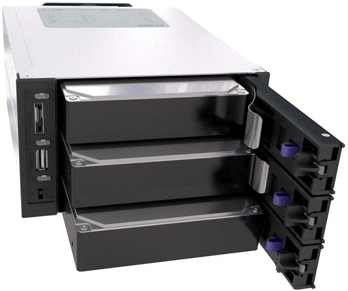 Icy Dock FlexCage MB973SP-B