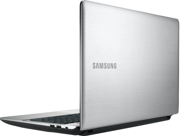 Samsung ATIV Book 2 - 270E5E, silber, Core i5-3230M, 8GB RAM, 750GB HDD, GeForce 710M, DE