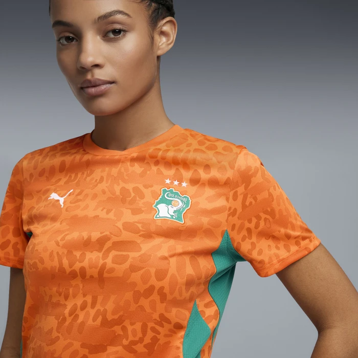 Puma FIFA WM 2026 Elfenbeinküste Heimtrikot kurzarm rickie orange/sport green (Damen)