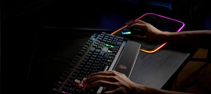 MSI Agility GD60 Gaming Mousepad, RGB beleuchtet, schwarz