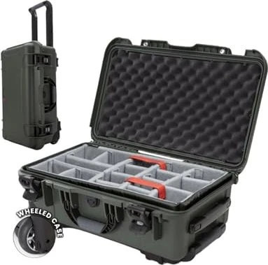 Nanuk 935 Schutzkoffer mit Trennwand olive