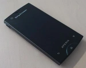 Sony Ericsson Xperia Ray schwarz