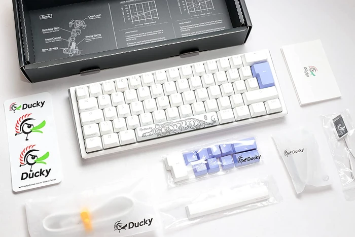 Ducky One 3 Mini PBT, LEDs RGB, Pure White, MX RGB RED, USB, DE