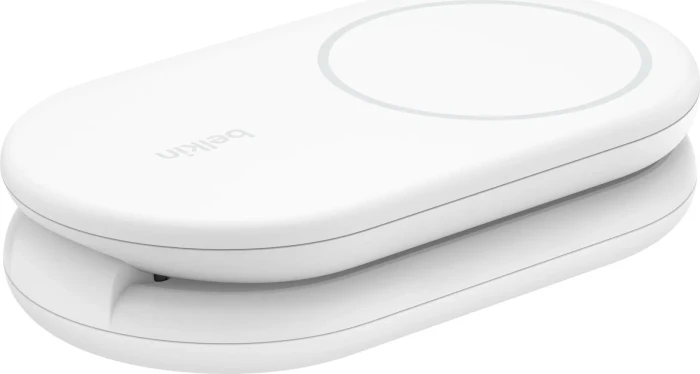 Belkin BoostCharge Magnetische, einklappbare, kabellose Ladestation mit Qi2 (15W) weiß