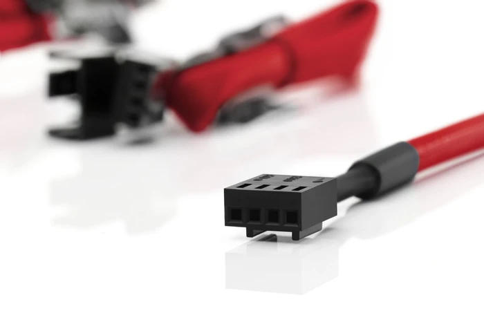 Noctua NA-SEC1 chromax.red, 4-Pin Verlängerung, sleeved, 30cm, rot, 3er-Pack