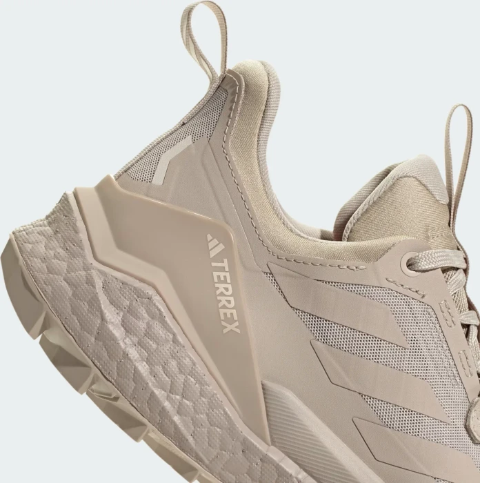 adidas Terrex Free Hiker 2.0 Low GTX wonder beige/alumina (Damen)