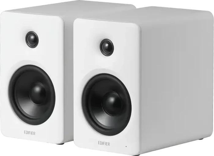 Edifier M90