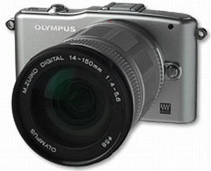 Olympus PEN E-PM1 silber mit Objektiv M.Zuiko digital ED 14-150mm 4.0-5.6