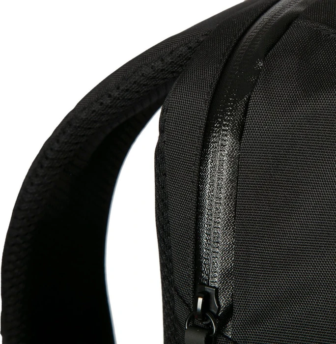 Targus Terra EcoSmart, 15-16", schwarz