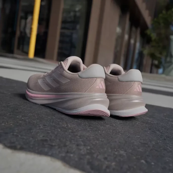 adidas Supernova Rise sandy pink/dash grey/pink spark (Damen)