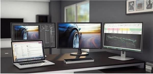 StarTech Triple-Video Docking Station