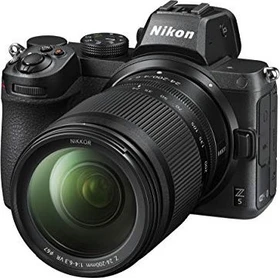 Nikon Z 5 mit Objektiv Z 24-200mm 4.0-6.3 VR