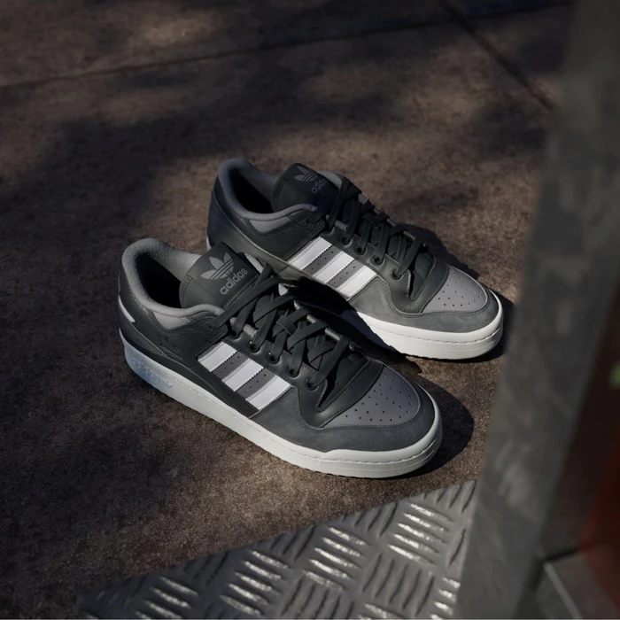 adidas Forum 84 Low ADV carbon/crystal white/grey three