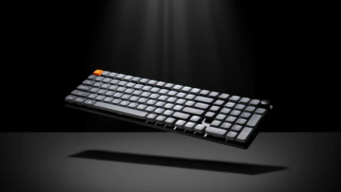 Keychron K17 Max, grau, LEDs RGB, Gateron LOW PROFILE 2.0 RED, USB/Bluetooth, US