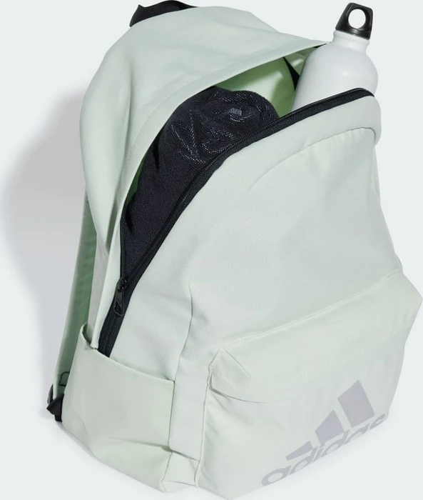 adidas Classic Badge of Sport linen green/silver metallic