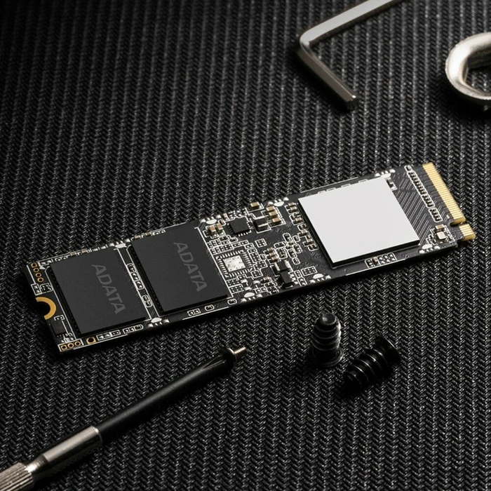 ADATA XPG SX8100 1TB, M.2 2280 / M-Key / PCIe 3.0 x4