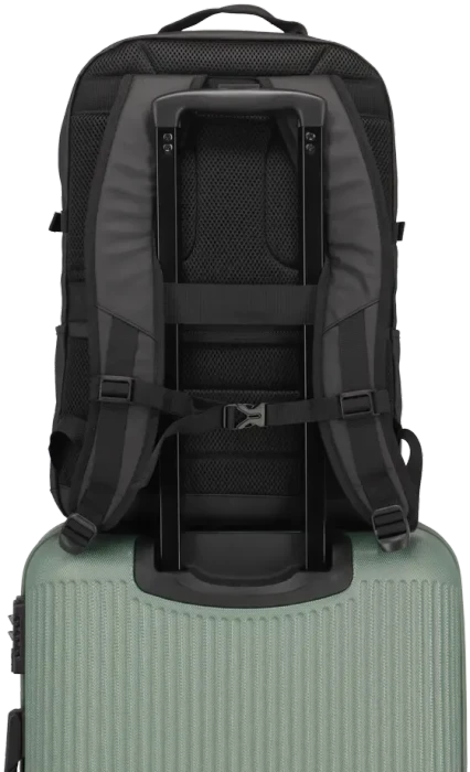 Travelite Basics Laptoprucksack, 15.6", schwarz