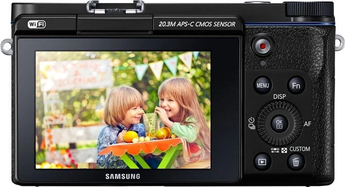 Samsung NX3300 schwarz mit Objektiv NX 16-50mm 3.5-5.6 ED PZ OIS i-Function