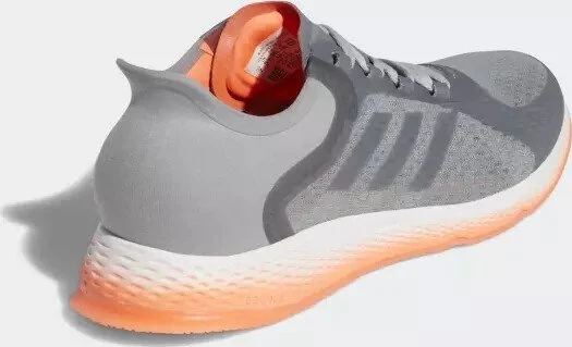 adidas Focusbreathein grey three/signal coral/crystal white (Damen)