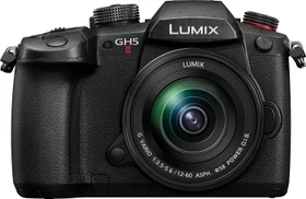 Panasonic Lumix DC-GH5 II mit Objektiv Lumix G Vario 12-60mm 3.5-5.6 ASPH Power OIS