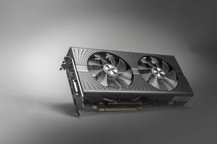 Sapphire Nitro+ Radeon RX 580 8G G5 LE, 8GB GDDR5, DVI, 2x HDMI, 2x DP, full retail
