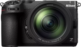 Nikon Z 5IIC schwarz mit Objektiv Z 24-200mm 4.0-6.3 VR
