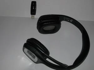 Plantronics .Audio 995