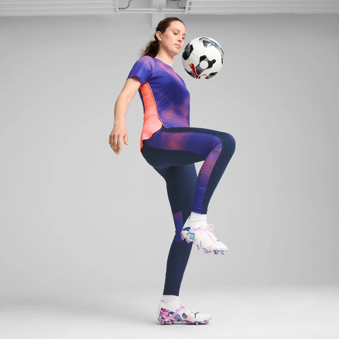 Puma Future 7 Ultimate Volume Up FG/AG puma white/luminous blue/poison pink/fizzy melon (Damen)