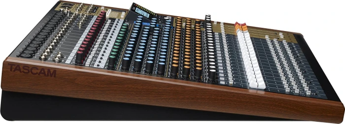 Tascam Model 24