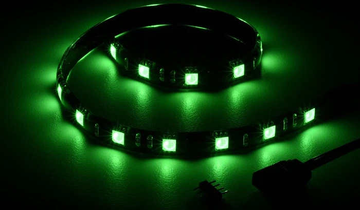 Sharkoon Pacelight S1, RGB beleuchtet
