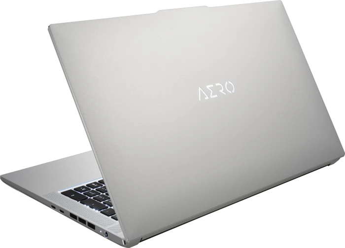 GIGABYTE AERO 17 XE5-73UK738HP, Core i7-12700H, 16GB RAM, 2TB SSD, GeForce RTX 3070 Ti, UK