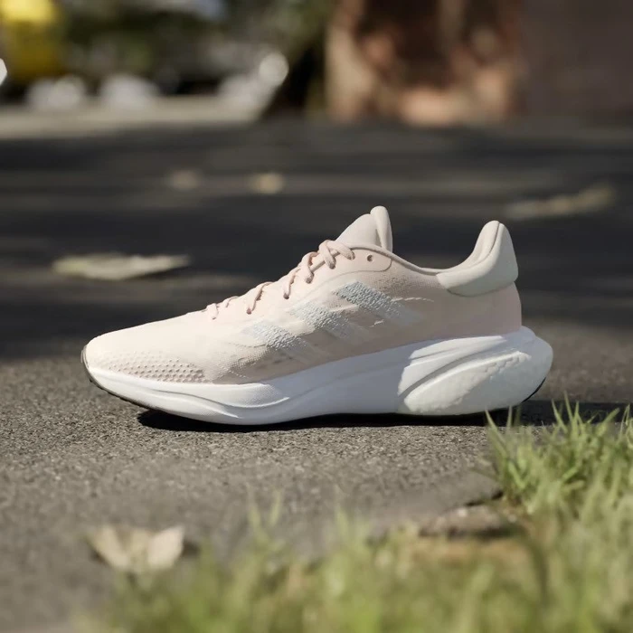 adidas Supernova 3 wonder beige/cloud white/wonder blue (Damen)