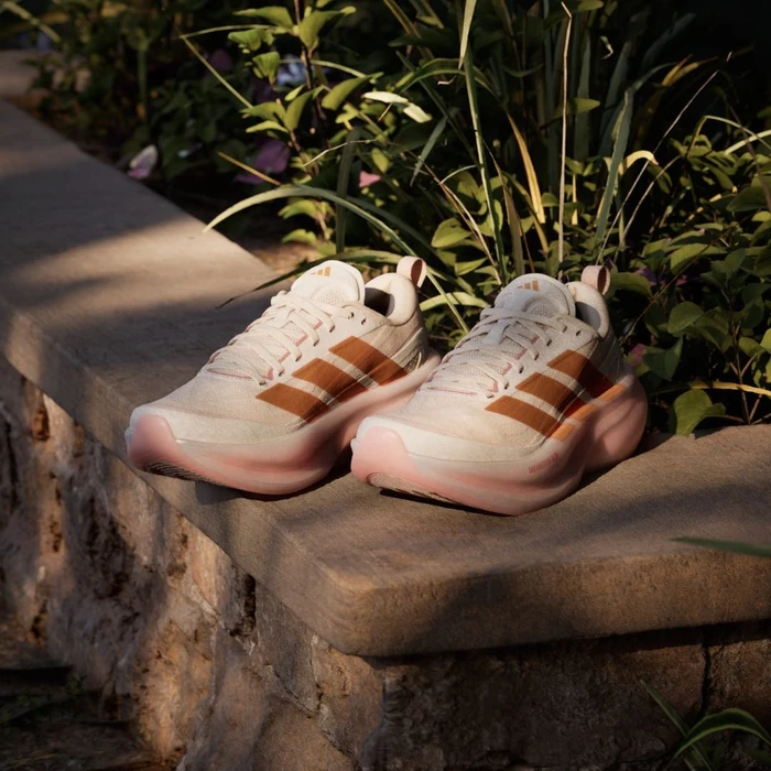 adidas Supernova Glide bliss orange/thermal gold met./powder coral (Damen)