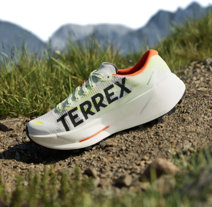 adidas Terrex Agravic TT cloud white/core black/semi impact orange (Damen)