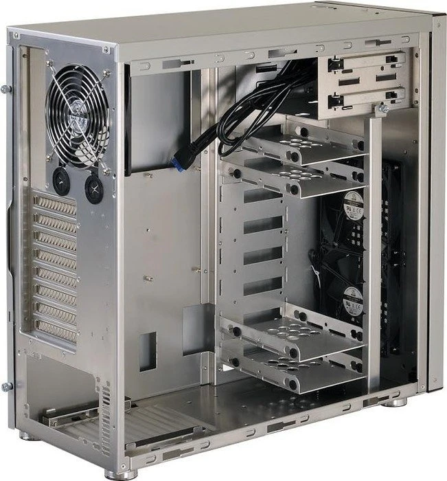 Lian Li PC-7NA silber