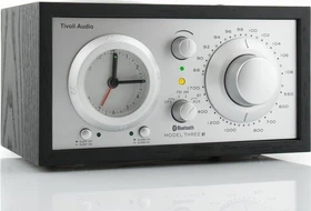 Tivoli Model Three BT schwarz/silber