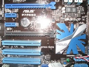 ASUS P7P55D (Intel 1156)