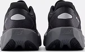 New Balance FuelCell Rebel v5 black/castlerock/black cement (Damen)