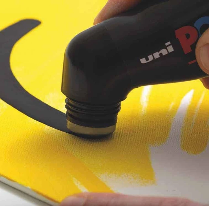 Uni-Ball POSCA MOP'R PCM-22 Acrylmarker sortiert, 8er-Set, Box