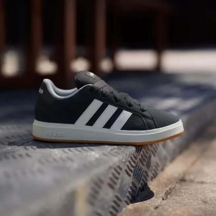 adidas Grand Court 00S core black/off white/gum (Junior)