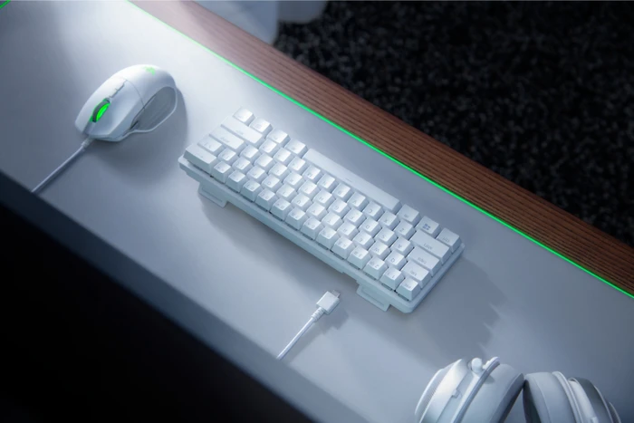 Razer Huntsman Mini, Mercury White, Razer Linear Optical RED, USB, DE