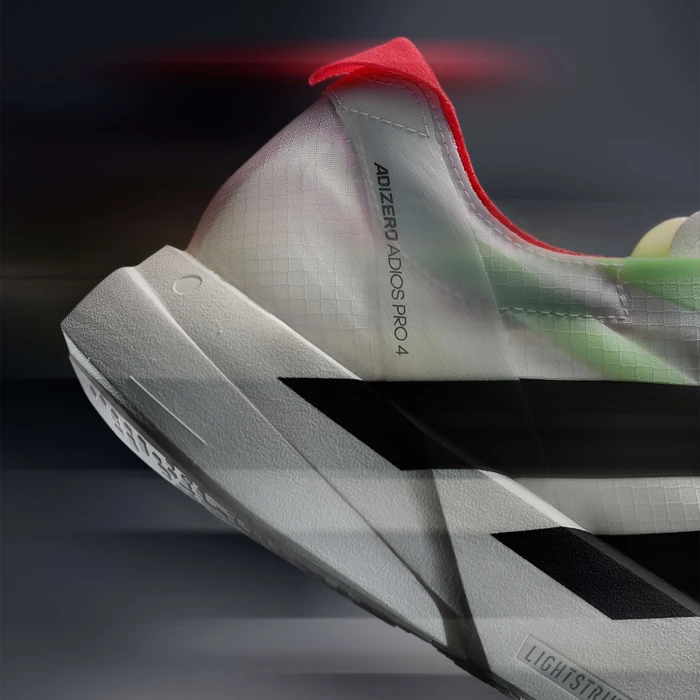 adidas Adizero Adios Pro 4 cloud white/core black/silver metallic (Herren)