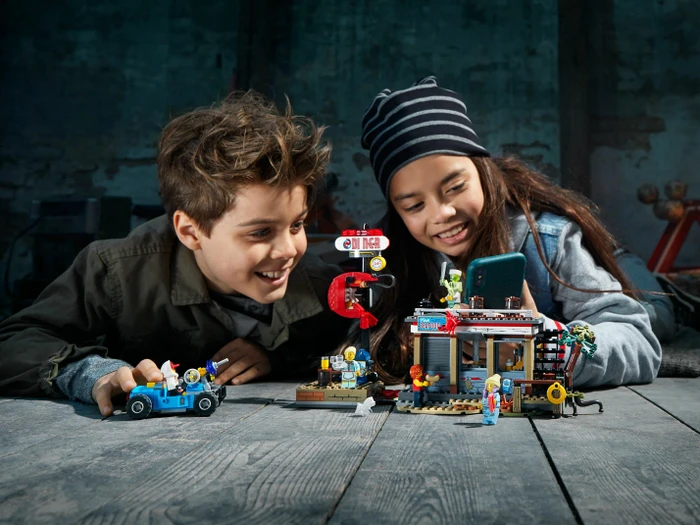 LEGO Hidden Side - Angriff auf die Garnelenhütte