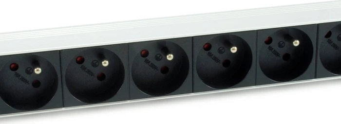 Equip 19" PDU Aluminium Steckdosenleiste, 1HE, 8-fach, 250V, 1.8m