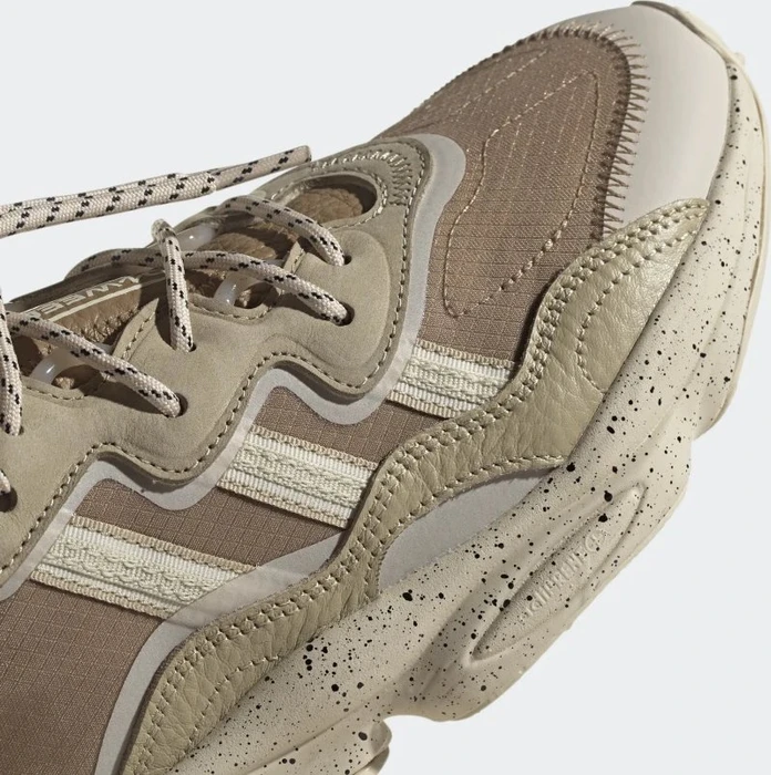 adidas Ozweego cardboard/savanna/halo ivory (Herren)