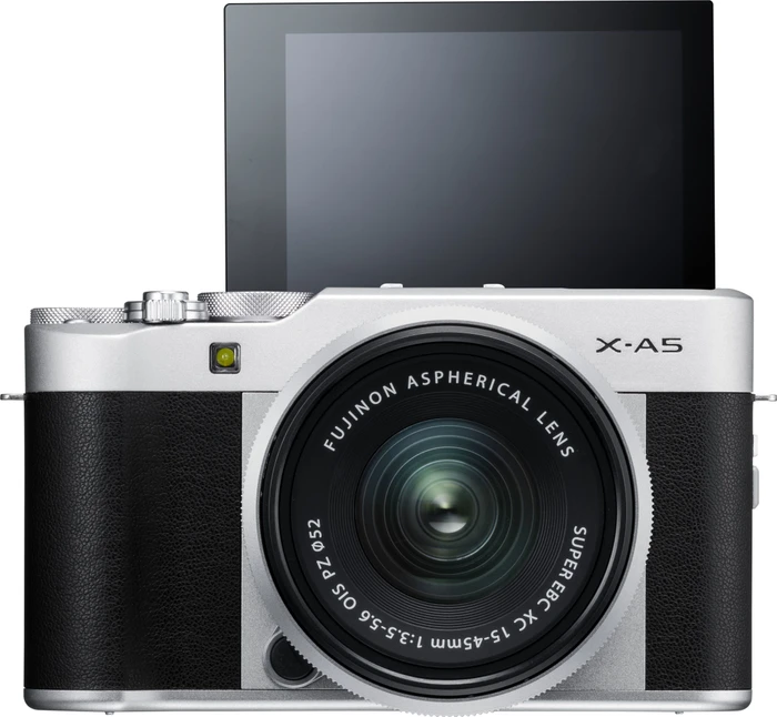 Fujifilm X-A3 silber mit Objektiv Fujinon XC 15-45mm 3.5-5.6 OIS PZ