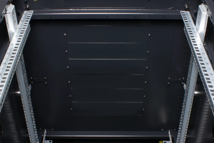 Rockstable 19" Serverschrank 32HE, Gitternetztür, IP2X, schwarz, 800mm tief